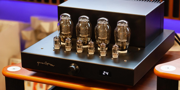 Qualiton 300B skiner